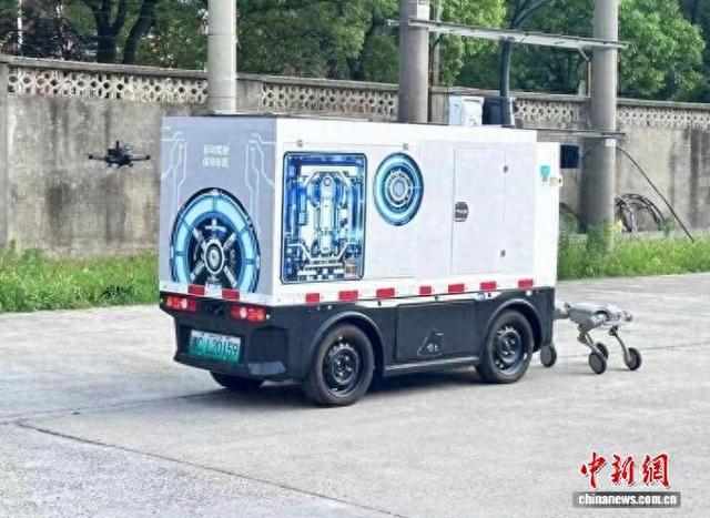 图为“超脑机车2.0”，资料图。(国网上海市电力公司浦东供电公司 供图)